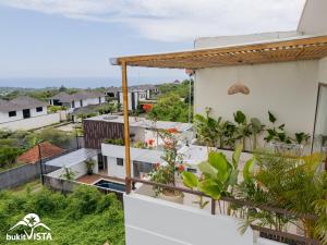 Casa Mirea 1 by Bukit Vista