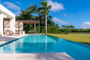 Villa Lakefront Punta Cana Resort