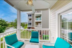 3BR 2 King Beds Pond View Sleeps 6