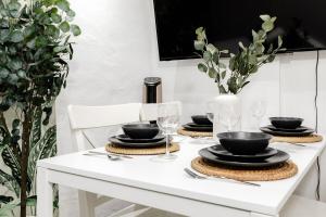 WINDOWLESS & Lower ground Studio Regents St.