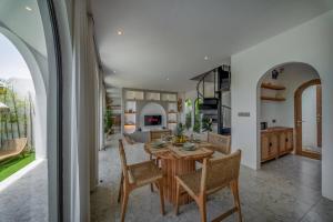 Unu Villa 6 Mediterranean 2BR With Rooftop & Pool