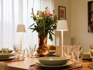 Séjour Mid-Century au Val-dAjol avec Parking et Animaux Bienvenus - FR-1-589-846