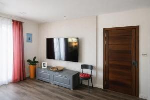 Stylish 2-Bedroom Apartment in Scenic Marsaxlokk