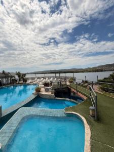 F2 Lake Apart Resort