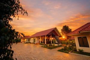 Manayath Wayanad Premium Pool Resort