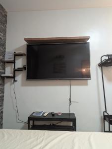 Miyas Crib Staycation G