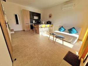 T2 Neuf jardin Proche Arena plages Zénith