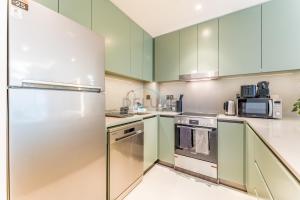 Rustic 1BR Apartment, Perfect Walk to Central Park - Myrtle, Al Wasl by Deluxe Holiday Homes