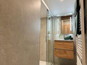 Leogang apartment with mountain views