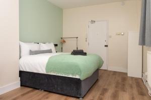 Modern Studio With Free Parking And Garden
