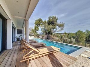 La villa J
