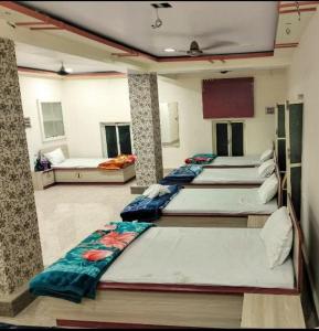 shree shyam guest house