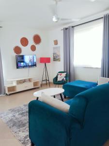 Coastal Bliss 1BR Nyali, pool, WiFi, walk to the beach