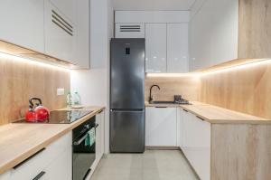 Szybowcowa Charming Apartment by BookingHost