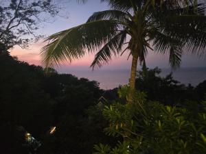 v26 Sunset Dreams - Seaview in Haad Yao