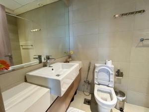 Cozy & Modern 1 Bedroom Apartment 194AZR48-1