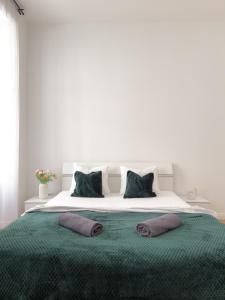 REAL Living by REFA - New Town 210