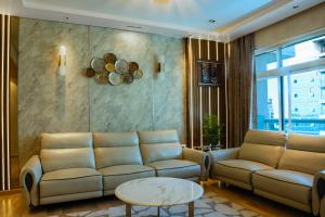 902, Royal Residencies, Dubai Sports City