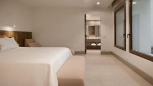 -Votsalakia- Brand New Seaside 5BDR Villa Lavender