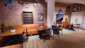THINK HOTEL