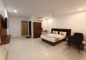 Hotel Vamshi Grand