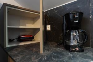 Athenean Rooftop Nest