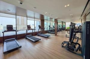 Studio in JVC I Pool View I Near Mall & Dining