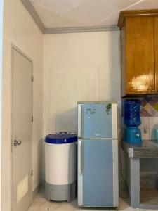 Cebu Cozy Affordable Transient Room Wifi Netflix Shower Heater