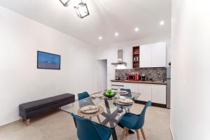 UNYCA - Florence Pitti Apartment