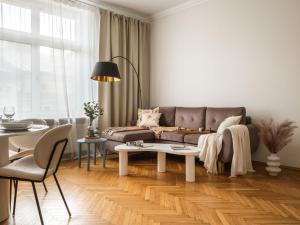 Florian Gate by Fragola Collection