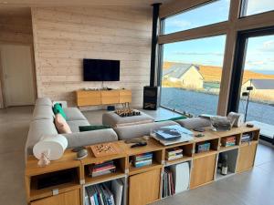 Dun Whiskine Sea facing 2 bedroom house