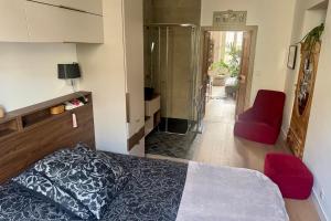 Bright Apartment & Balcony - Old Nice & Sea