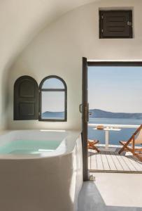 Sunrocks Boutique Hotel