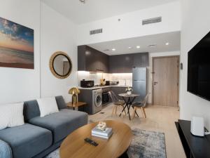 Solace Stay 1BR In Al Furjan 24