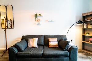 Swansea City Centre on Henrietta Apartments