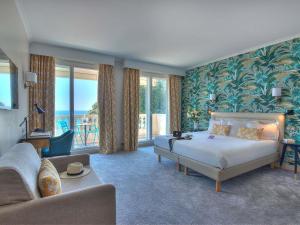 Mercure Nice Marché Aux Fleurs