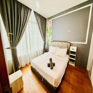 sky suites klcc by Sweet home Apartment