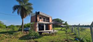 Casa a la Vera del riacho