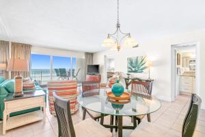 Well-equipped Gulf-front condo on 3rd floor with outdoor pool grills & gym