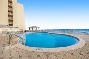 Seventh floor oceanfront condo with pool ocean view & central AC
