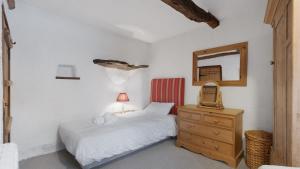 Longmire Yeat Cottage