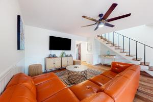 Updated townhome with grassy yard grill open layout W&D & AC