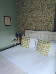 No 30 Centre of town