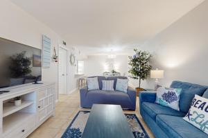 Stunning beachfront home fully renovated shared pool & tennis pickleball