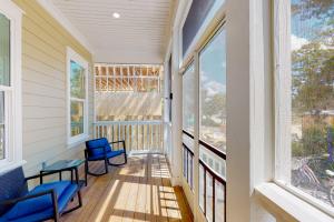 Spacious open concept one story home with pool bikes grill and pet friendly