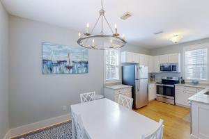 Dog-friendly home with hot tub - beach access one mile away