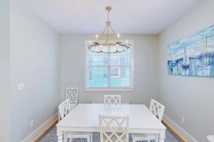 Dog-friendly home with hot tub - beach access one mile away