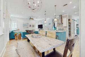 Scenic beachside retreat with abundant space and smooth access to the shore