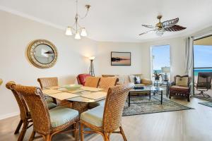 Oceanfront condo with pool hot tub sauna gym bikes tennis - lovely balcony