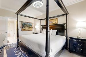First Floor Condo with a Partial Gulf View Splash Pad and More